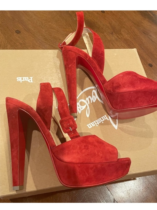 Christian Louboutin Shoes - Christian Louboutin size 39.5 high heels